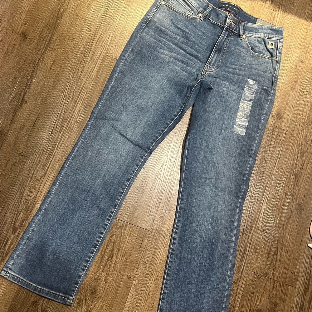 Tommy Hilfiger women’s Jeans BNWT